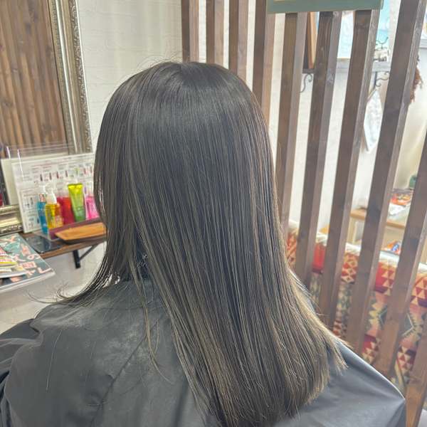 オリーブグレージュ|hair make amphi
