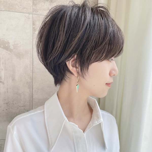 ショートボブ髪型30代40代50代前髪あり前髪なし面長畠田|&STORIES