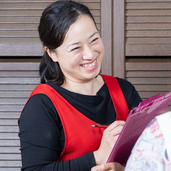 YOSA PARK コンフリー【ヨサパークコンフリー】のスタッフ紹介。アヤ