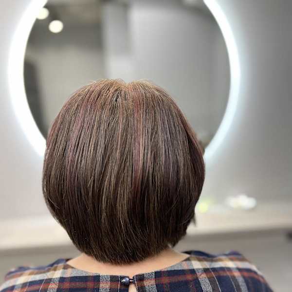 ピンクのハイライトで白髪ぼかし