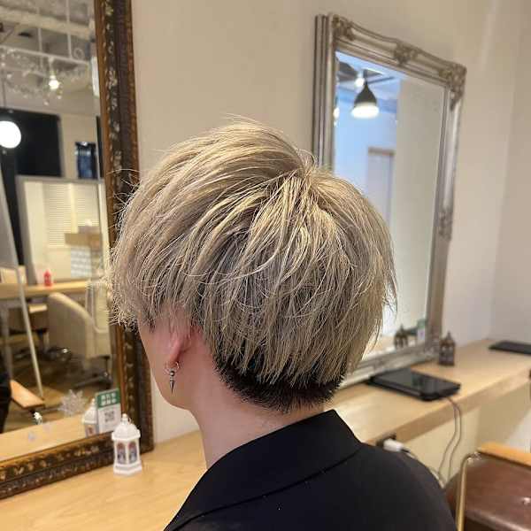 ハイトーン ×ホワイトベージュ