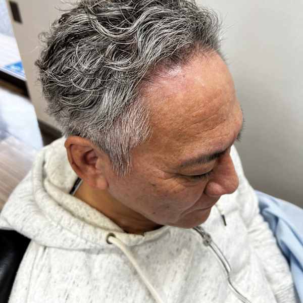 シルバーヘアを活かす☆大人パーマ