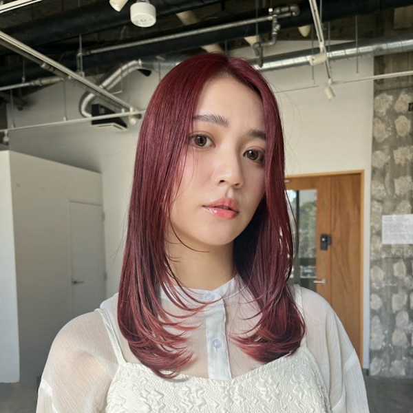 ピンク/ブリーチなし/レイヤーカット/暖色/艶カラー|SARA Beauty Sight 古賀店