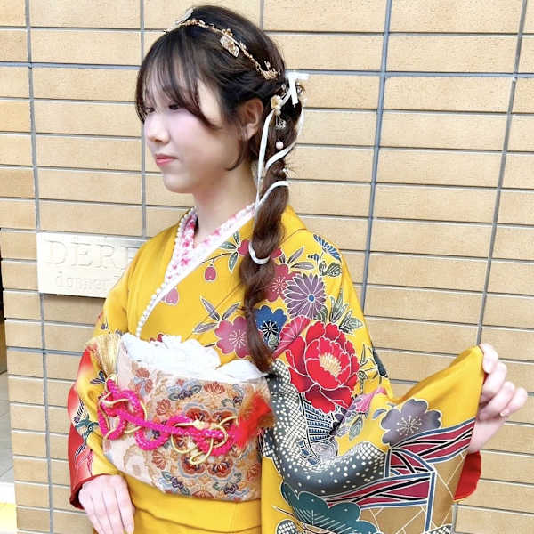 2025 成人式メイク、セット、着付け|DERE-DIR face by NEUTRAL