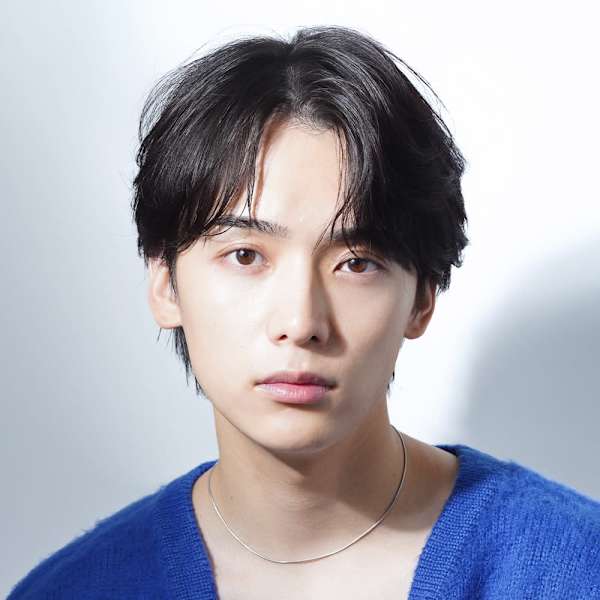 【alpha 新宿】ナチュラル×センターパート［メンズ］