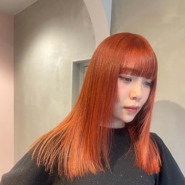 ストレートスタイル × オレンジベージュ