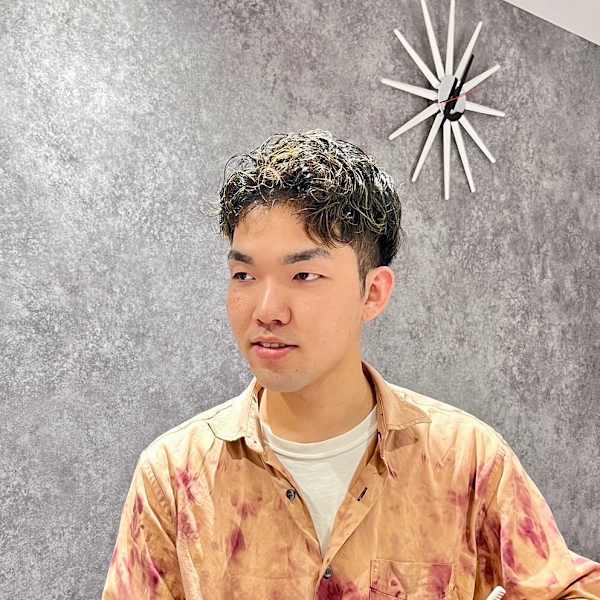 BARBER SHOP 涼 流山おおたかの森店【バーバーショップ リョウ】【バーバーショップリョウ ナガレヤマオオタカノモリテン】のスタッフ紹介。ミチル