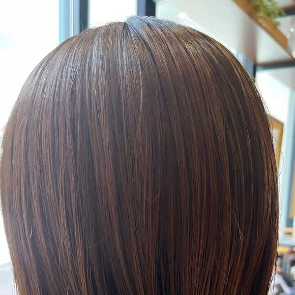 切りっぱなしボブツヤツヤ朝のお手入れ外ハネオイルアッシュ札幌|friend's 手稲店