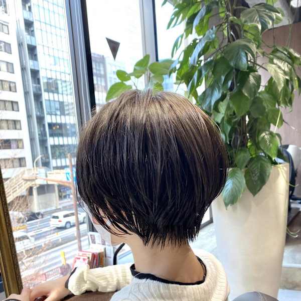 大人可愛いスタイリング簡単ショート|TYCHE