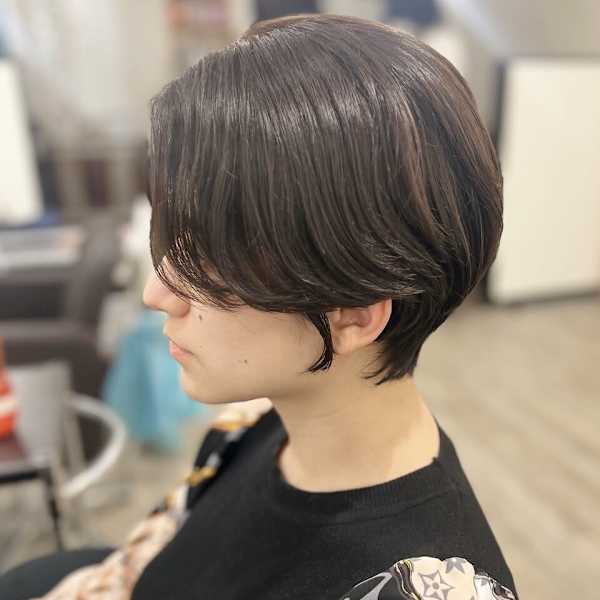 |くびれ ハンサムショート|