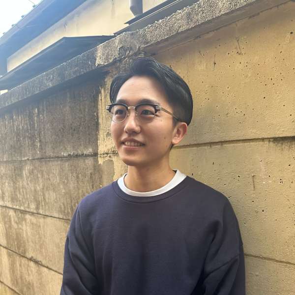代々木上原美容室【ヨヨギウエハラビヨウシツ】のスタッフ紹介。藤崎 響