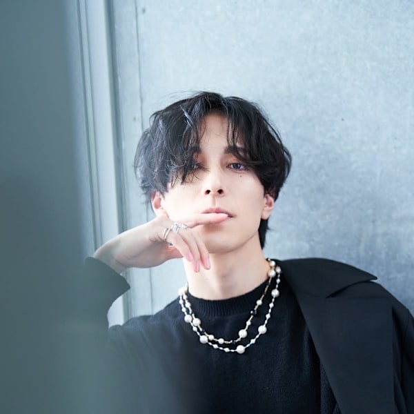 mina by ONE's×スタイル|ONE's Chloe 原宿店 ケアブリーチ/ダブルカラー/インナーカラー