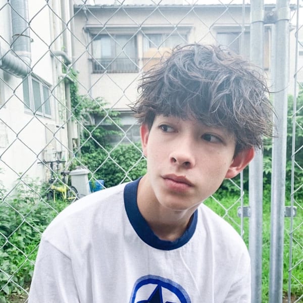 mina by ONE's×スタイル|ONE's Chloe 原宿店 ケアブリーチ/ダブルカラー/インナーカラー