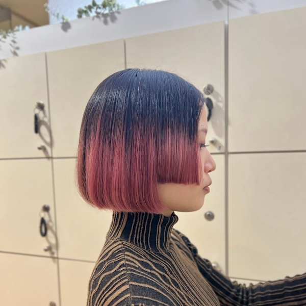 アシンメトリーボブ×デザインカラー PINK