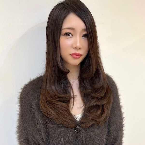 Zina 北千住 髪質改善&トリートメント&艶髪【ジーナキタセンジュカミシツカイゼン トリートメント ツヤガミ】のスタッフ紹介。布川 りほ