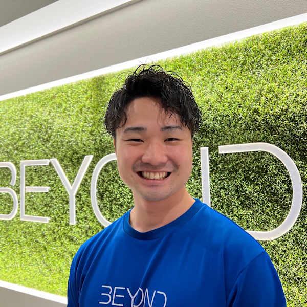BEYOND 錦糸町ANNEX店【ビヨンド キンシチョウアネックステン】のスタッフ紹介。タカハシ　トオヤ