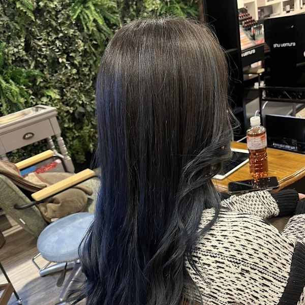 グラデーションブルー