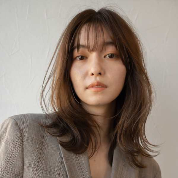 【石井知希】くびれレイヤーミディアム|anmani