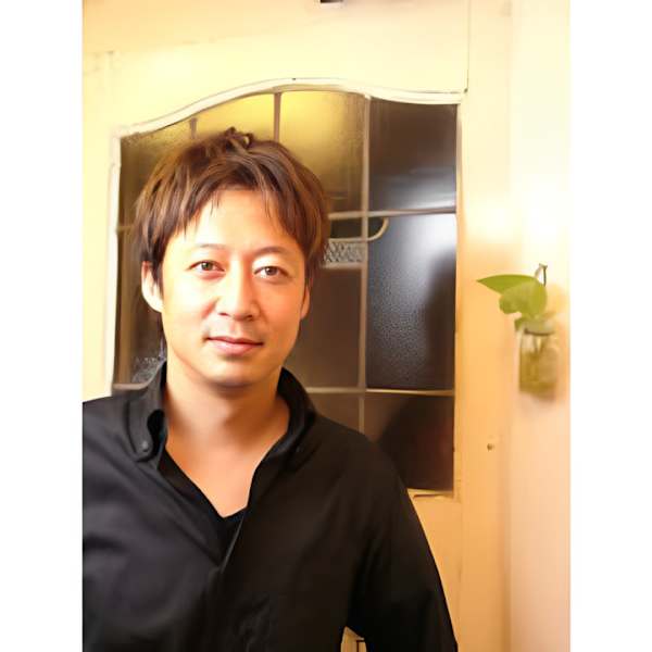 bijou【ビジュー】のスタッフ紹介。末廣貴俊