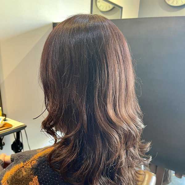 レイヤースタイル|半個室型美容室 Sourire 九産大前店