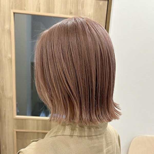 ☆切りっぱなしボブ　ピンクミルクティーベージュ