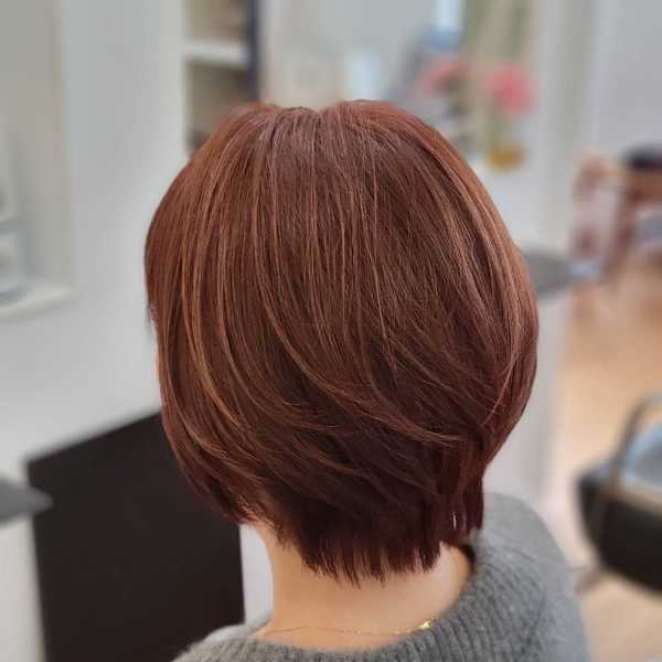 ピンクベージュ×ショート 20代/30代/40代