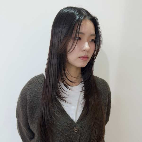 レイヤーカット/ロングレイヤー/暗髪