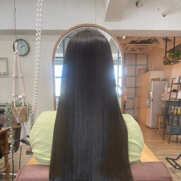 髪質改善トリートメント/酸熱トリートメントでツヤ髪ツヤカラー