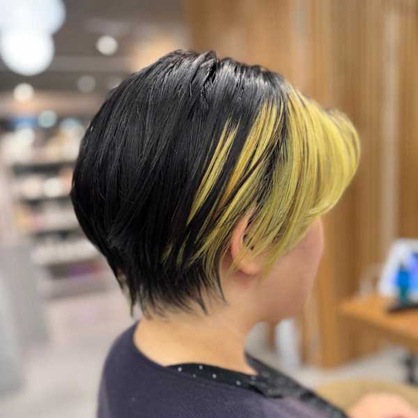 ハンサムショートボブ/前下がりボブショートヘア/小顔ショート