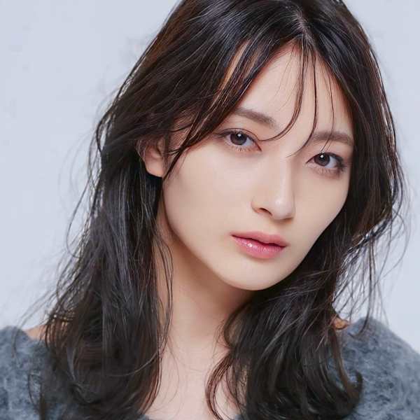 Agu hair lua 上越高田西店×ロング|Agu hair lua 上越高田西店【アグ ヘアー ルア】