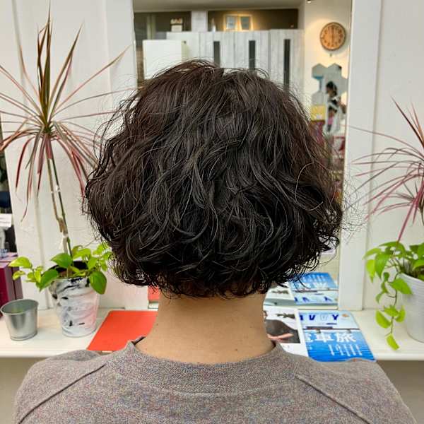 ショートボブ×パーマ|ELLYLONDON 住吉店