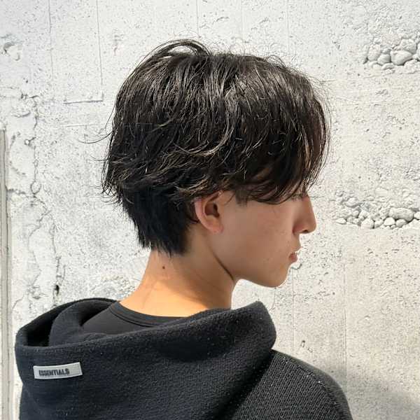 【 センターパートウルフ × メンズフェザーパーマ 】