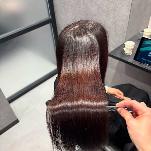 カラーと縮毛矯正同日施術でもできる!