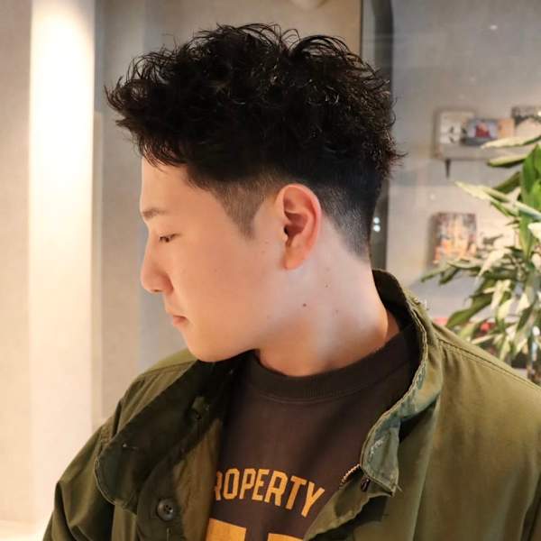 スパイキーショート　アップバング　刈り上げ　ツーブロック|Men's Salon bloc