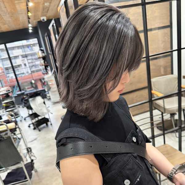グレージュ　ラベージュ　ミルクティーブラウン　ハイトーン