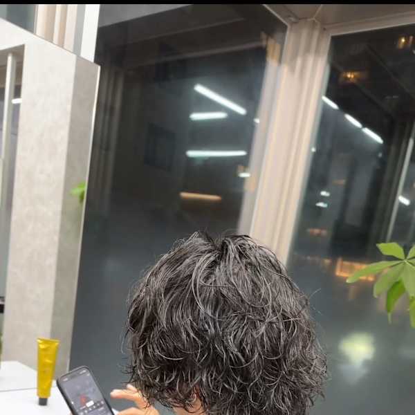 メンズボブ×波巻きパーマ