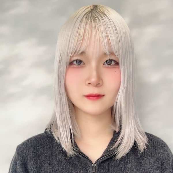 Lovis【ラビス】のスタッフ紹介。YUI