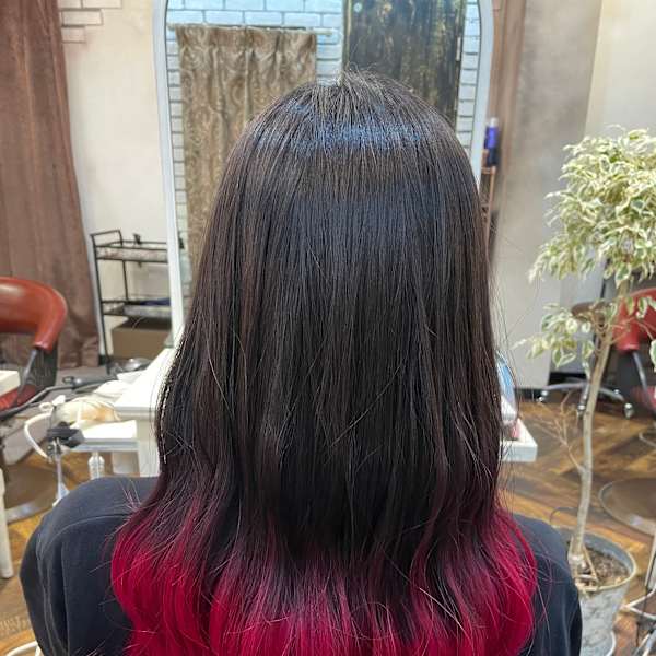 インパクトのあるヘアカラー