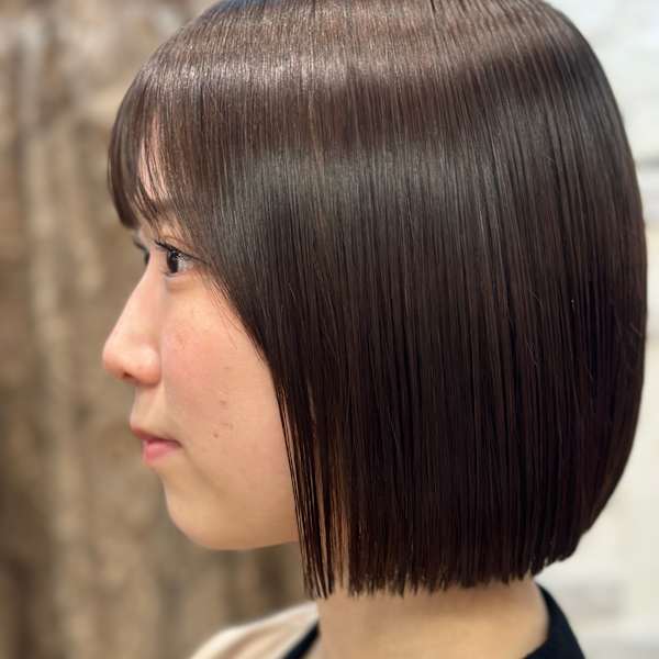 顎ラインショートボブ