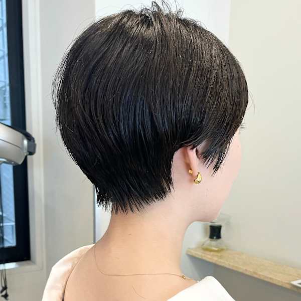 綺麗めベリーショート（福岡市中央区薬院六つ角近くNOUS）