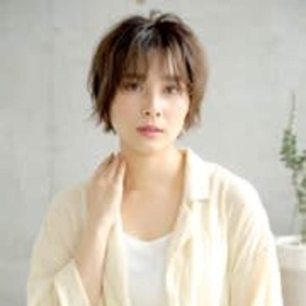 色気をまとわせるショート