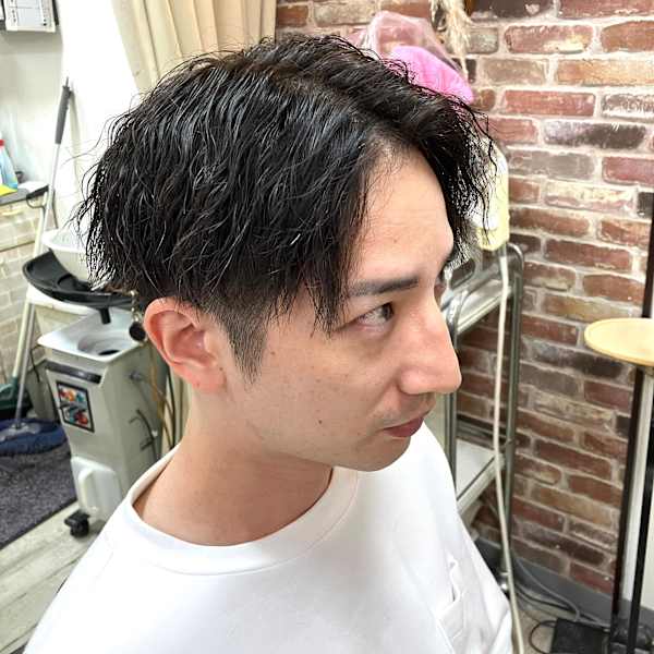 センターパート+ツイストパーマ