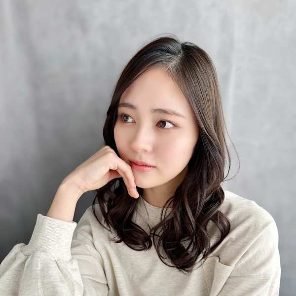 20代30代40代 黒髪レイヤーロング