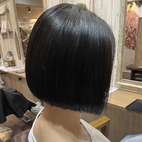 コンパクトボブ|Luana 浦和