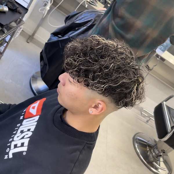 GROOMER/S TOKYO ハイライト スペインカール