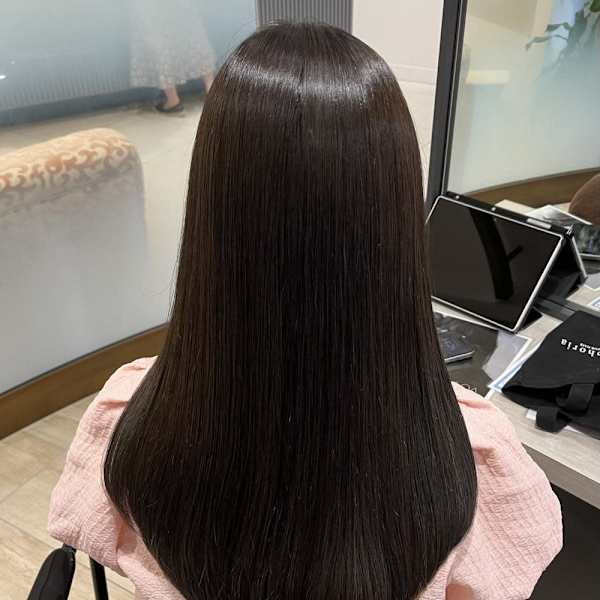 Mako / 地毛風 ナチュラルストレート 縮毛矯正