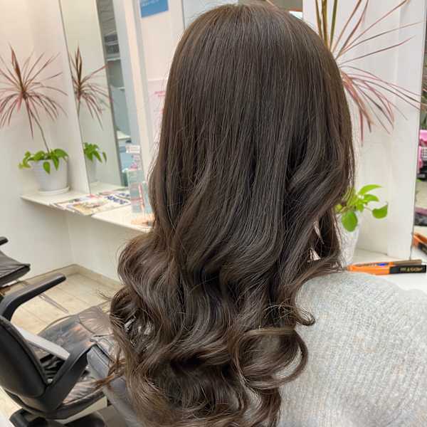 アッシュ系ヘアカラー|ELLYLONDON 住吉店