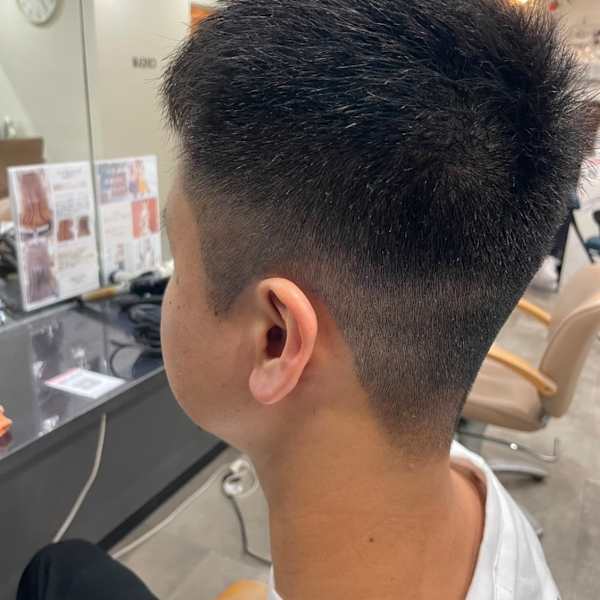 スパイキーショート