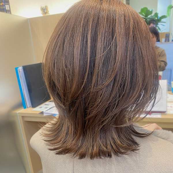 ≪軽やかで柔らかい♪≫くびれヘアミディアム×オレンジベージュ