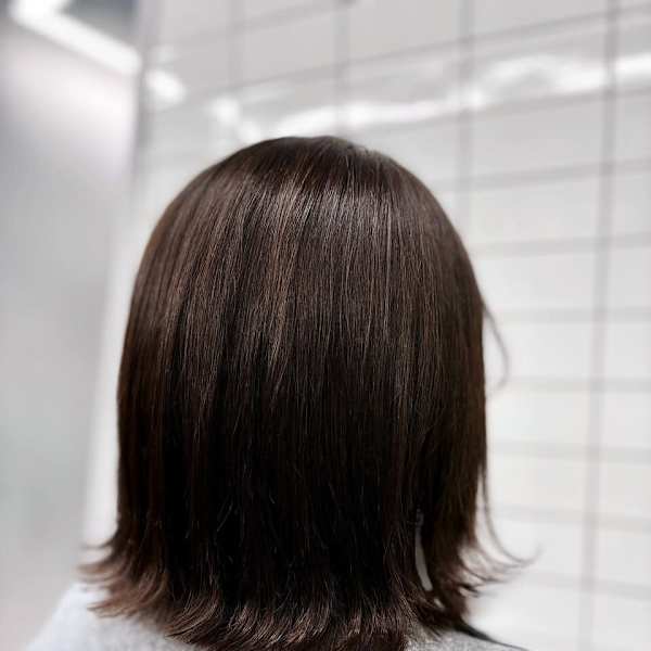 外ハネスタイル☆これ縮毛矯正かけたてです